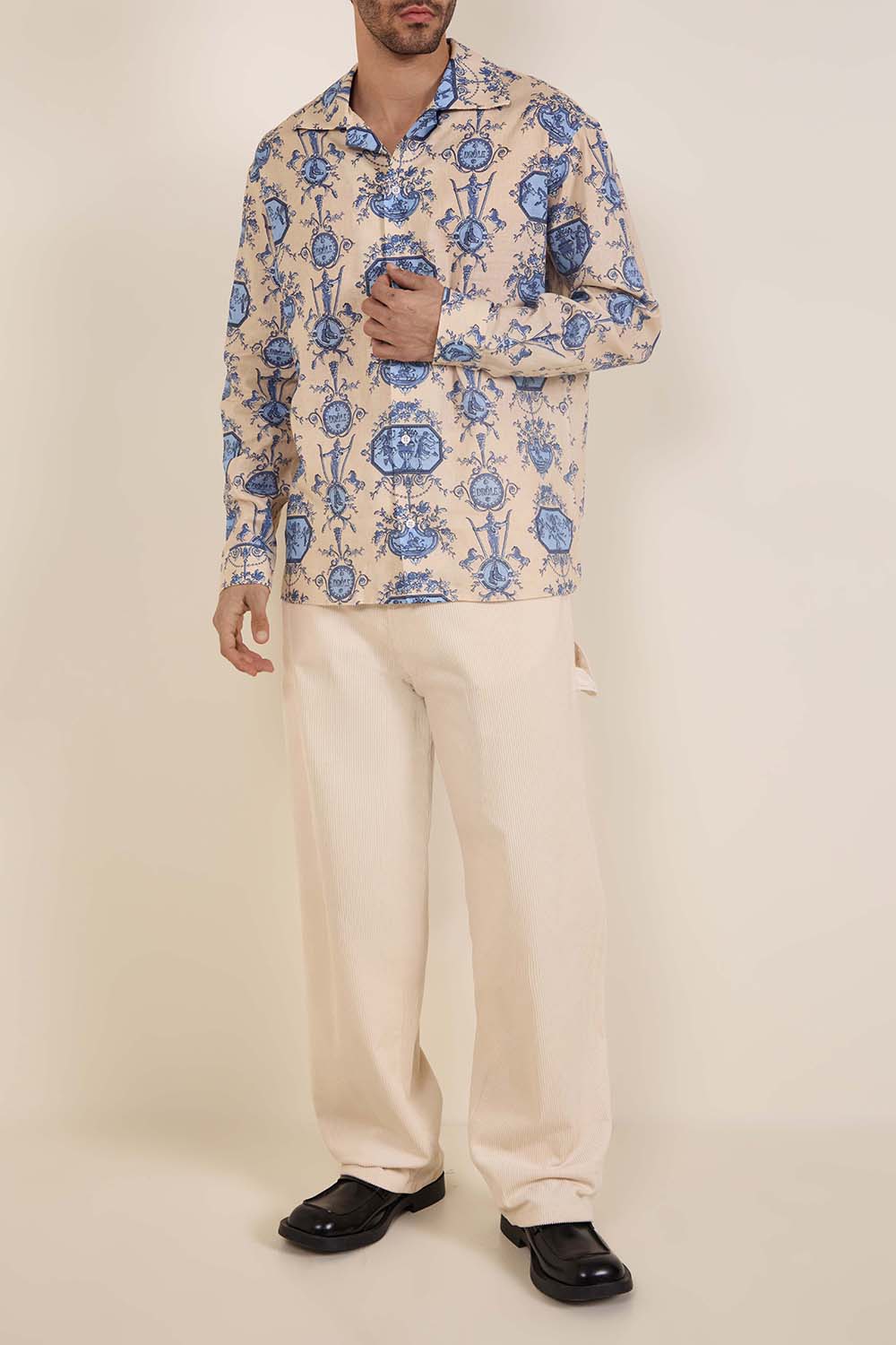 מכנסי ג'ינס באגי